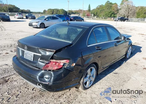 2011 Mercedes-Benz C 300 Luxury/Sport из США, поврежденный, VIN WDDGF5EBXBR136256